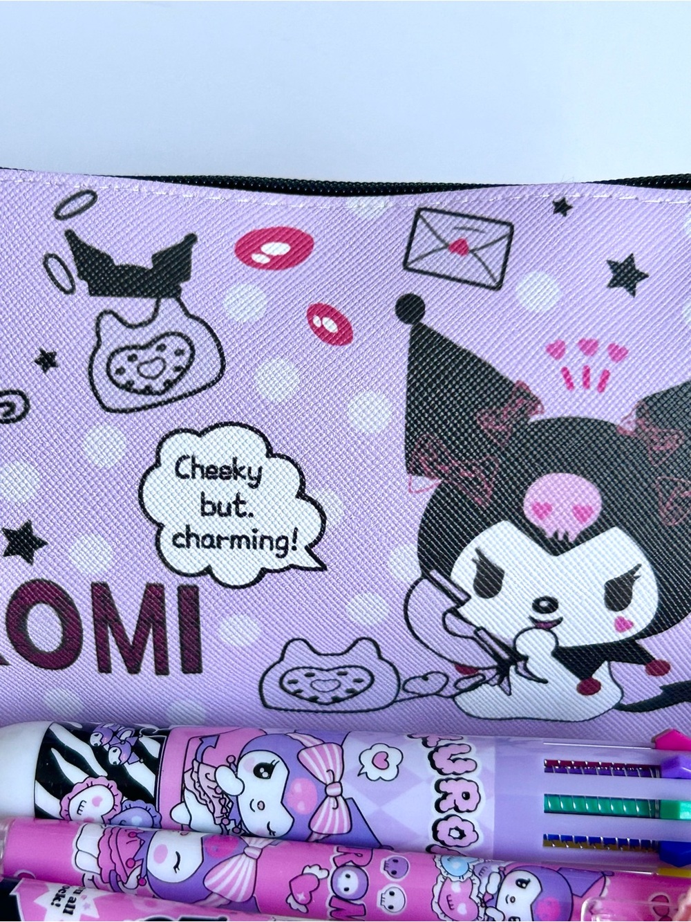 💜(KUR355) Kuromi Adorable 13-Piece Mini Fun Bundle! - Picture 2 of 8